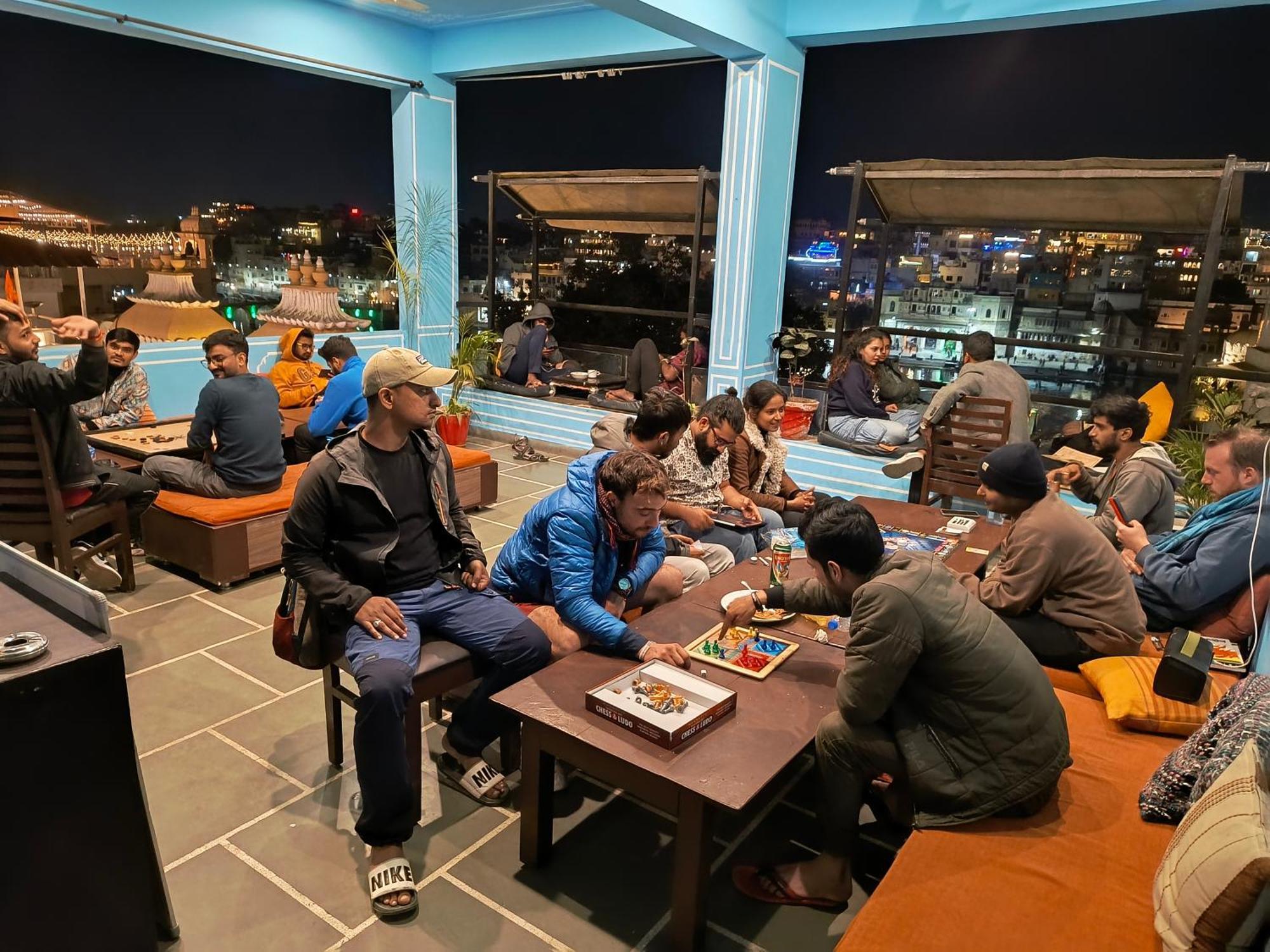 Madpackers Udaipur Hostel Exterior photo